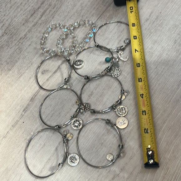 Bracelet (9) Bundle Love this Life and Acrylic Crystal - Picture 5 of 6